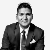 Anil Shah headshot